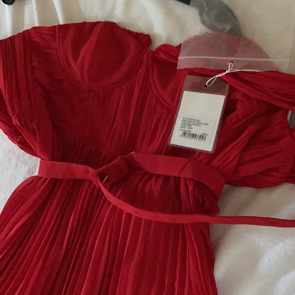 NWT Self Portait Red Off Shoulder Jumpsuit 6 $485 - Picture 2 of 2